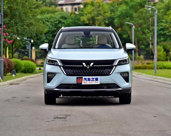 Фото Wuling Star Asta I Внедорожник 5 дв.