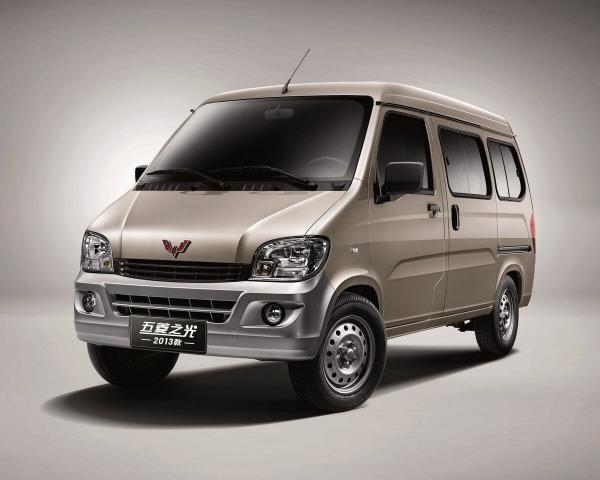 Фото Wuling Sunshine II Микровэн