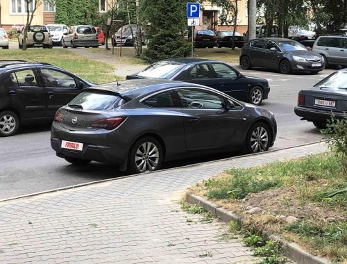 Opel Astra, 2012 год выпуска с двигателем Бензин, 20 758 BYN в г. Минск